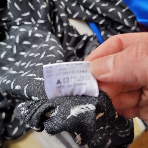 XIX Palms Feather Print Maxi Dress, VGUC, Size 3 - Picture 9 of 9